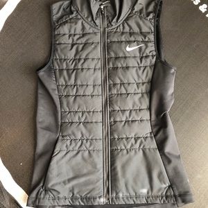 Nike Running Vest - Black Small